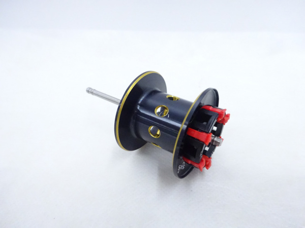 13メタニウム 純正スプール